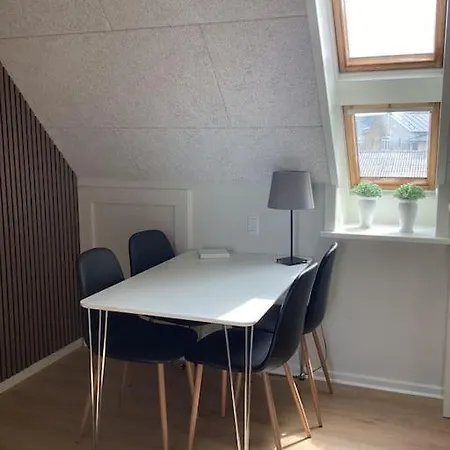 Laekker Ny Med Eget Badevaerelse * Hirtshals
